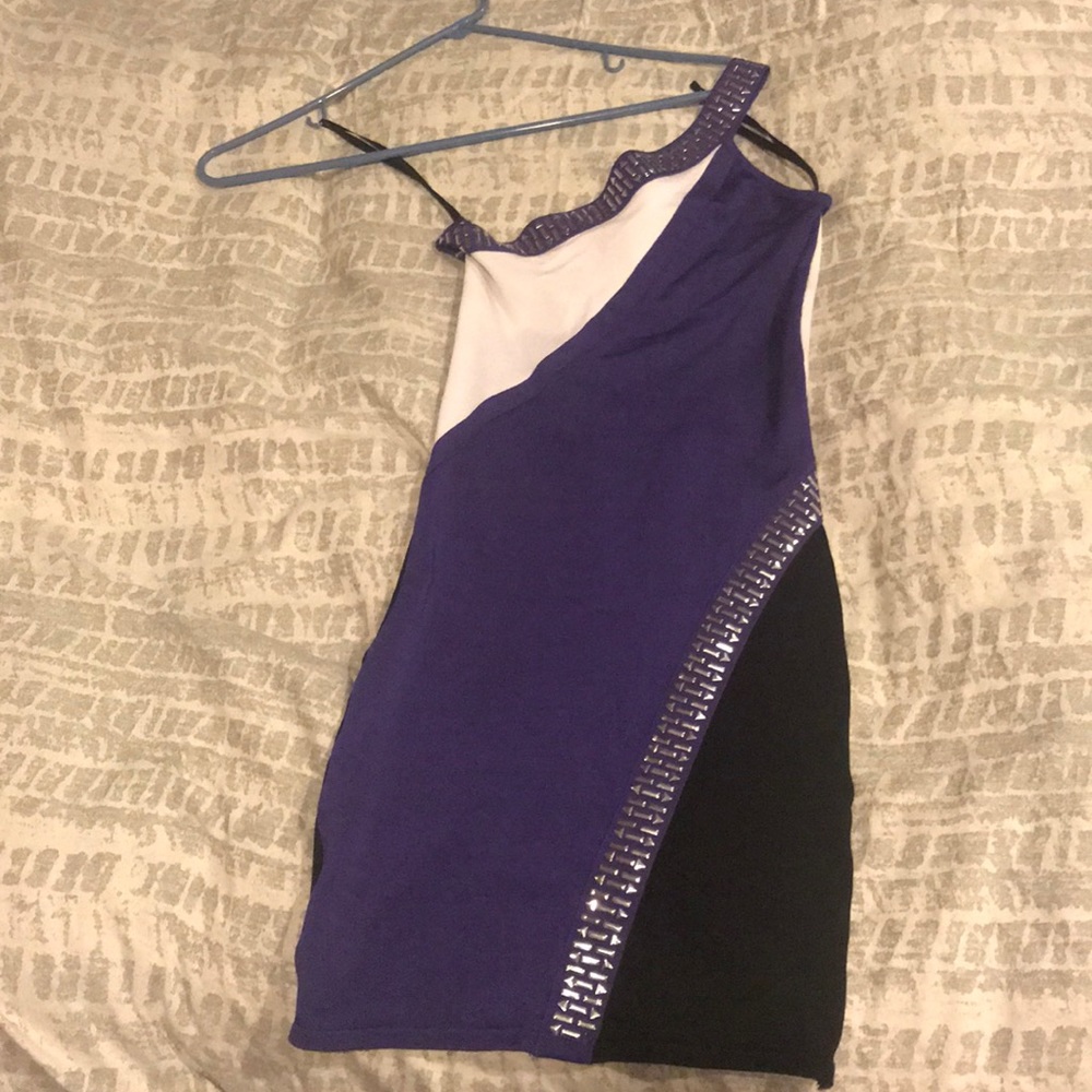 One shoulder sexy dress